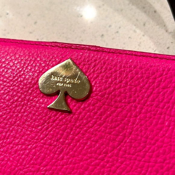 Kate Spade Pink Wallet - Picture 2 of 8